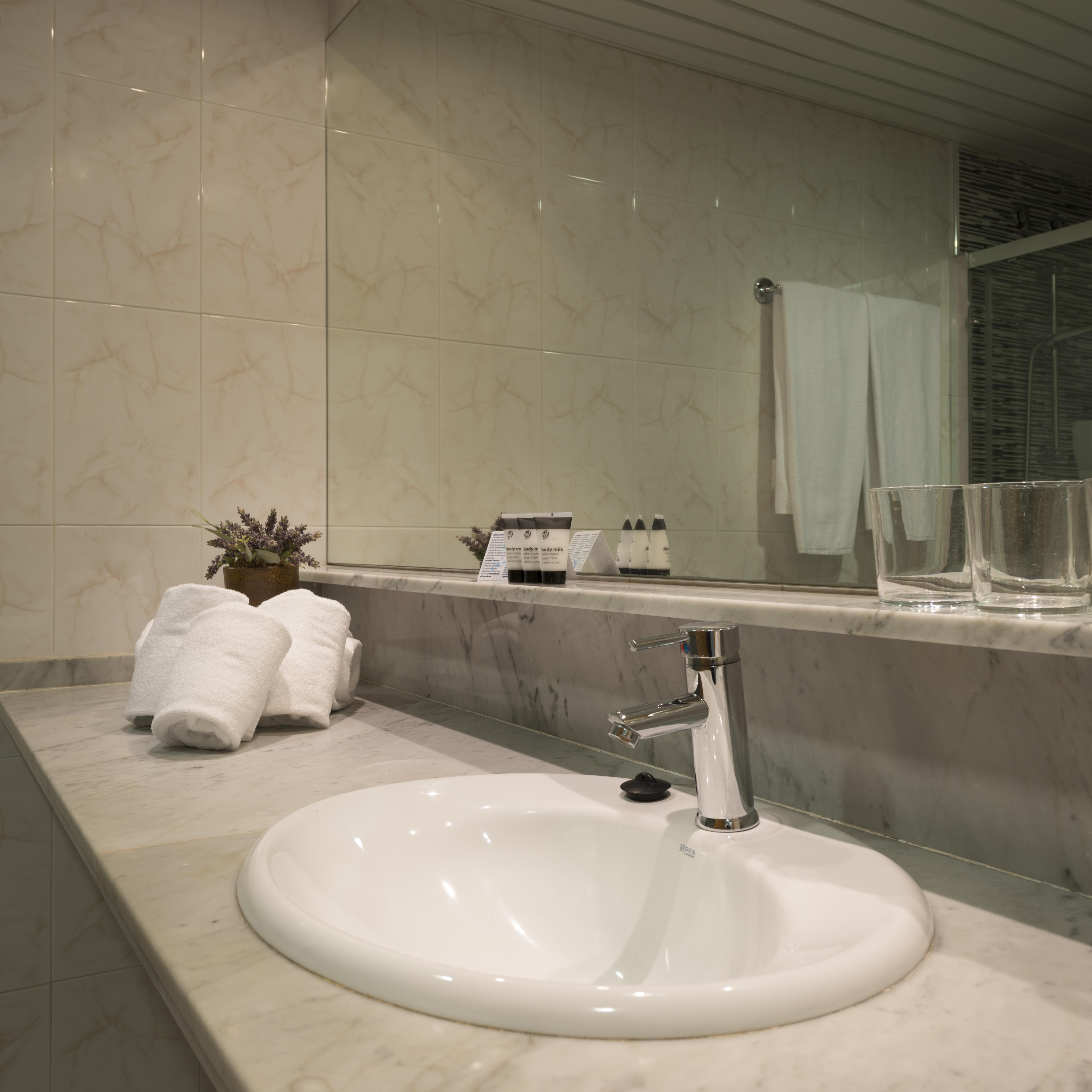 Alexandra Aparthotel Benstarhotelgroup Tarragona Eksteriør billede