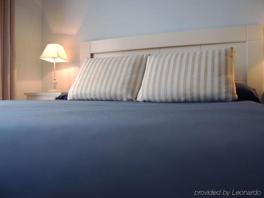 Alexandra Aparthotel Benstarhotelgroup Tarragona Værelse billede