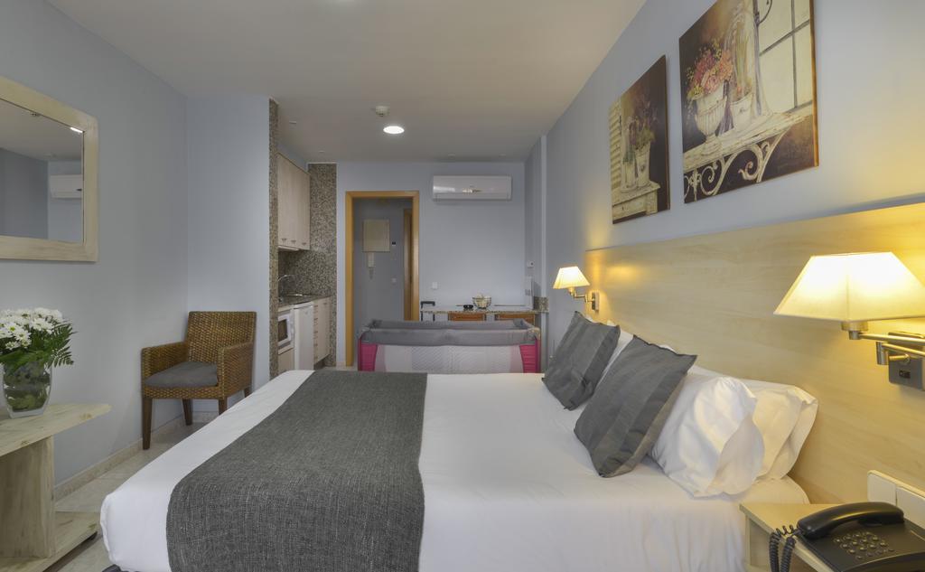 Alexandra Aparthotel Benstarhotelgroup Tarragona Eksteriør billede